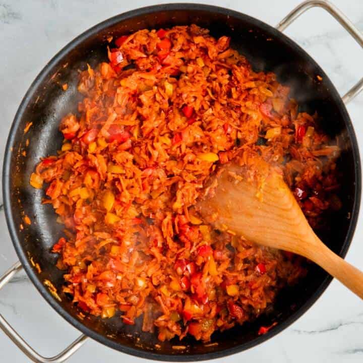 Chakalaka base in a black pan.