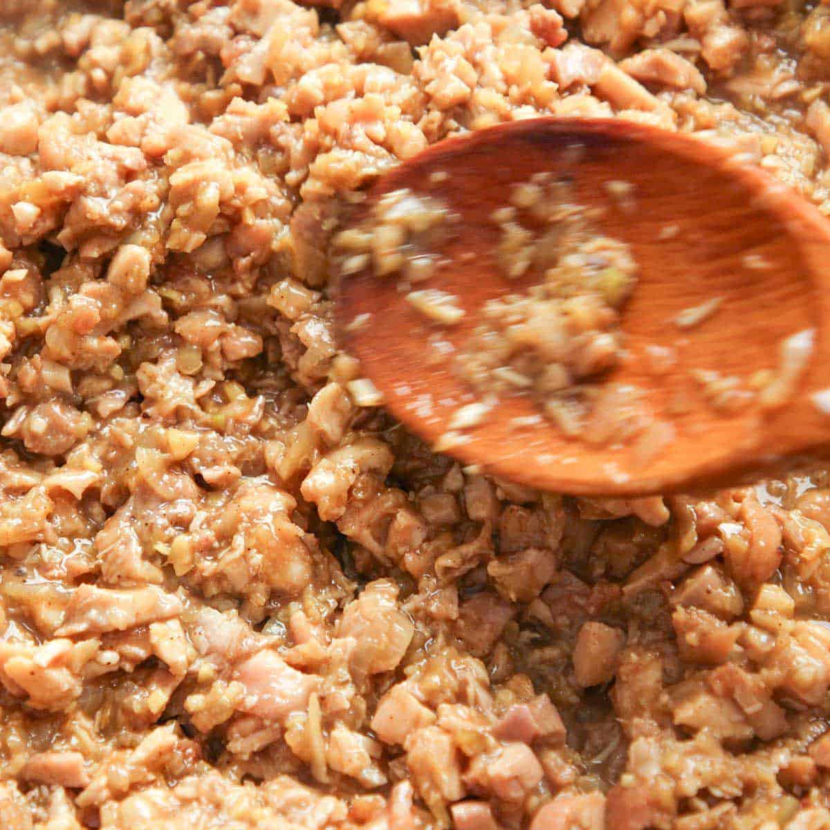Cooked pastilla filling.