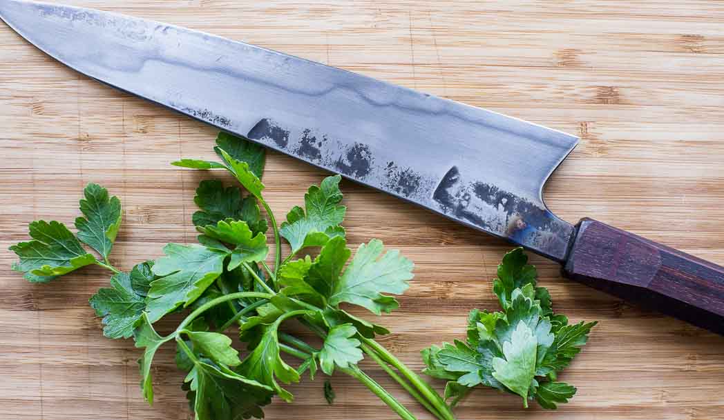 how to chop parsley or cilantro