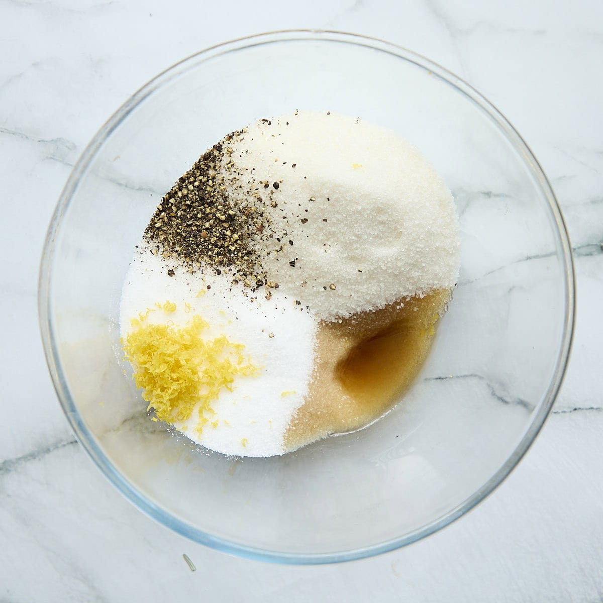 Salt, sugar and aromatics in a bowl.