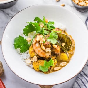 massaman curry with prawns