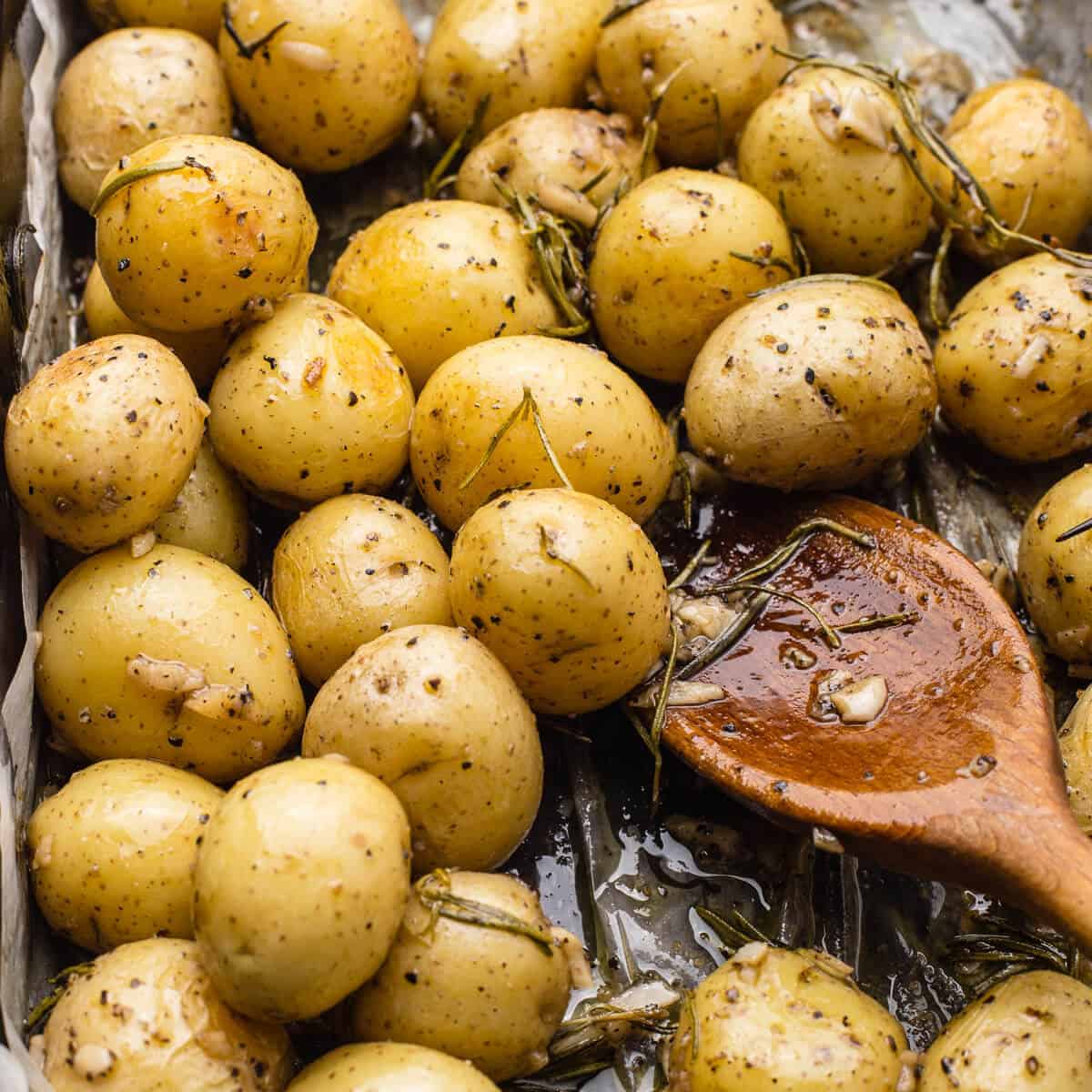 baked baby potatoes