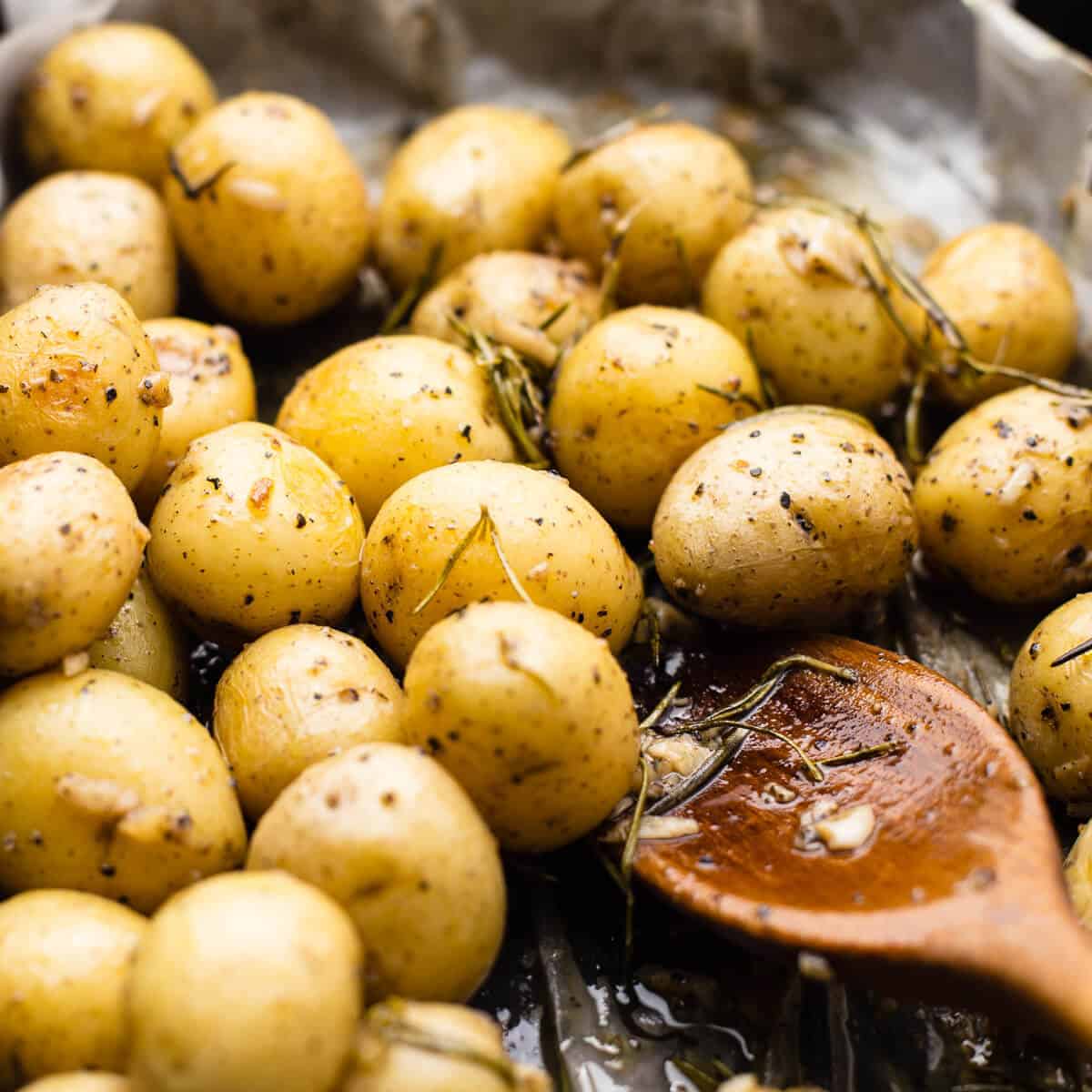 baked baby potatoes