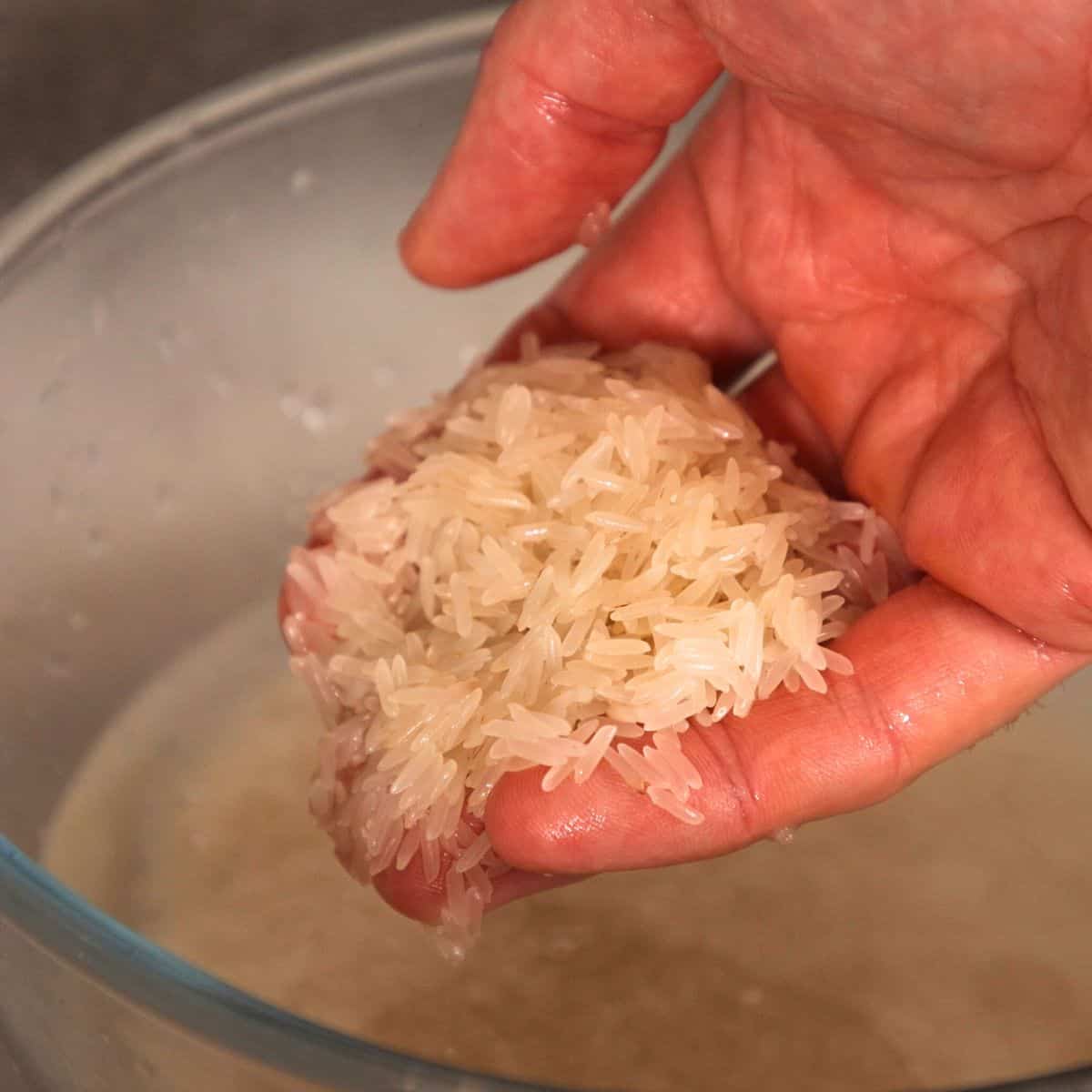 Washing and soaking rice.