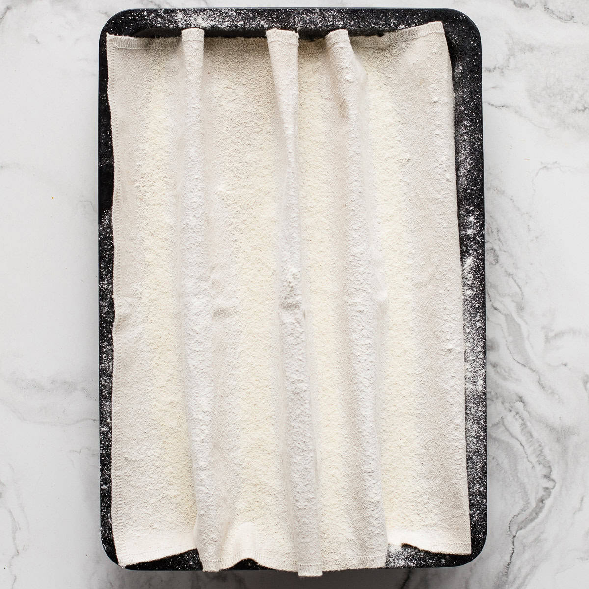 Couche on a black tray.