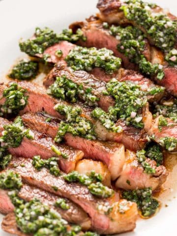 steak with chimichurri sauce